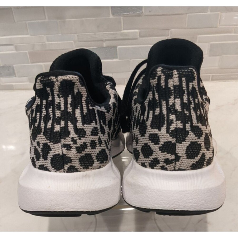 Women's ADIDAS Originals Swift Run Cheetah Leopard Knit Upper Sneakers 7.5 - Picture 5 of 9